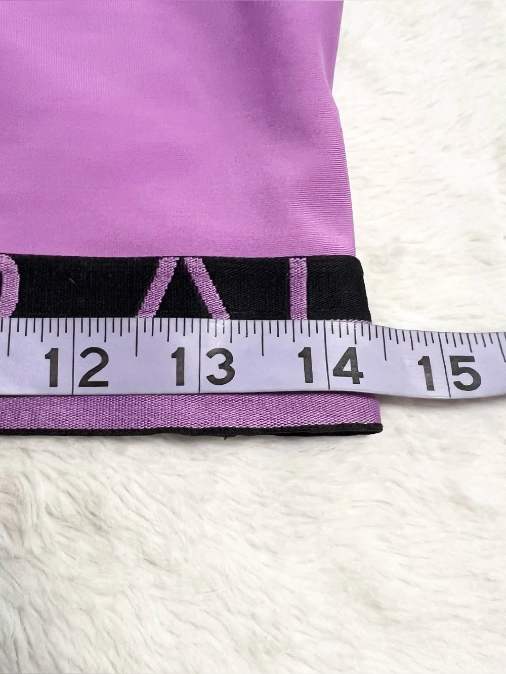 Under Armour Lavender Purple Racerback Black Logo Trim Sports Bra Size Large